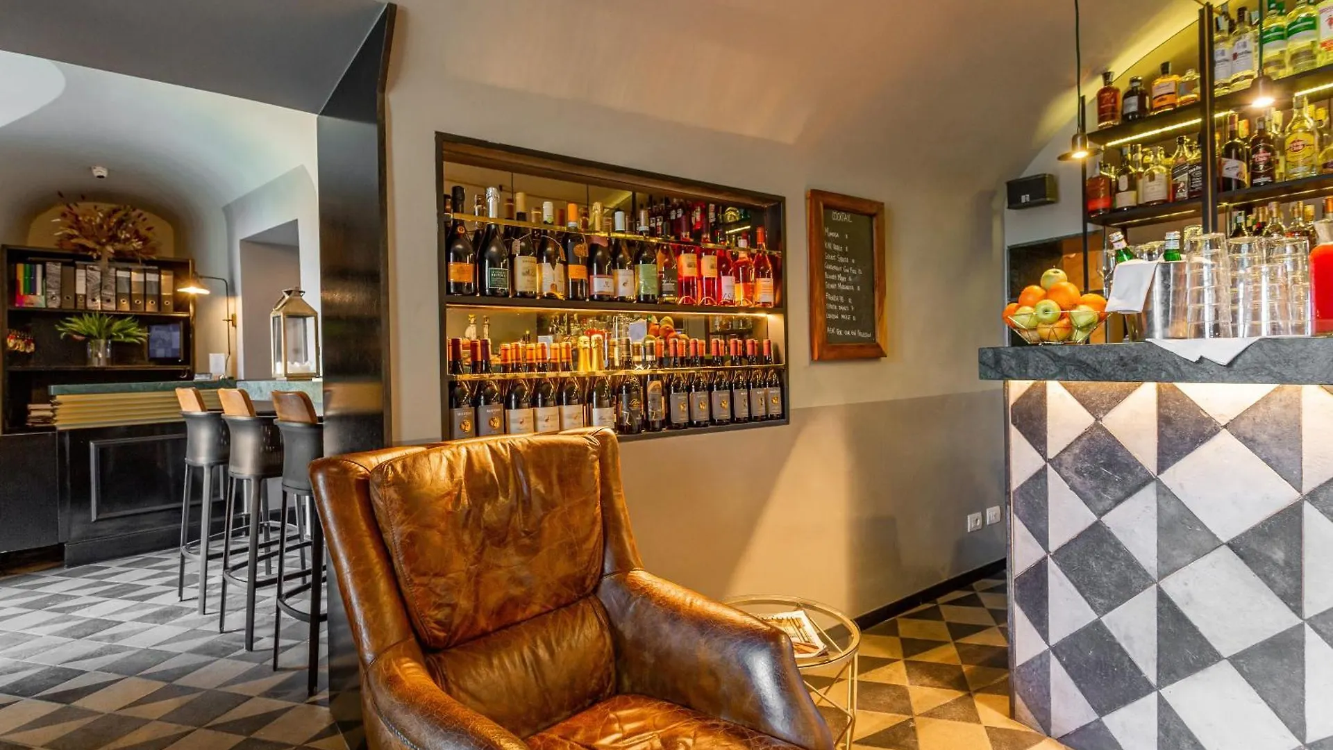 ***  Hotel Parrasio Rome Italie