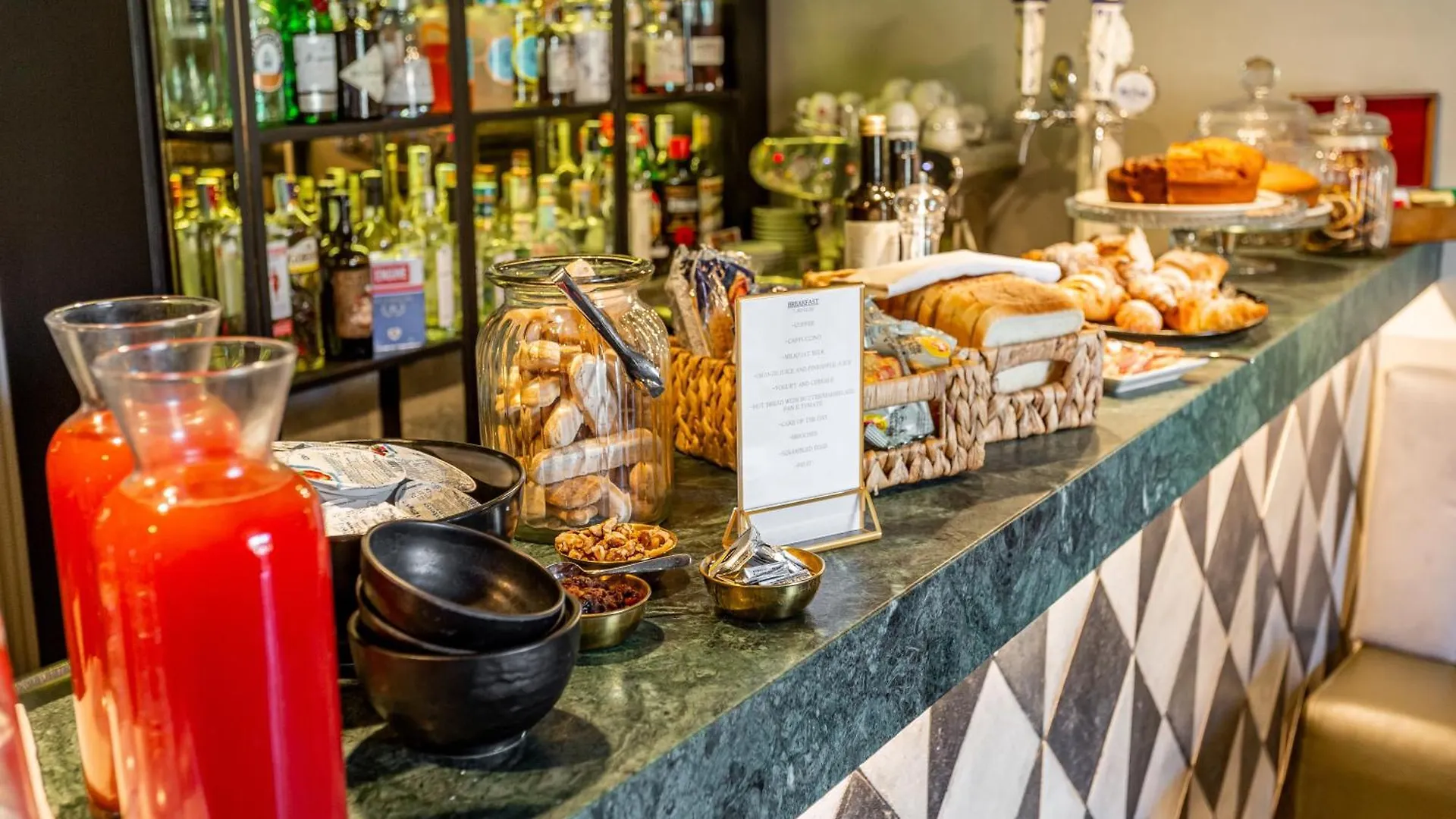 Hotel Parrasio Rome