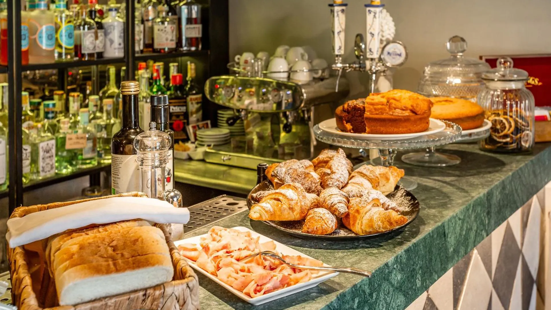 Hotel Parrasio Rome