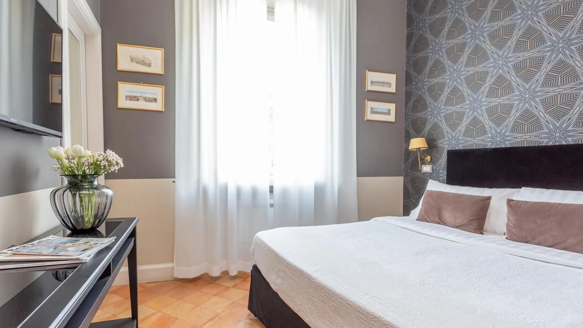Hotel Parrasio Rome 3*,