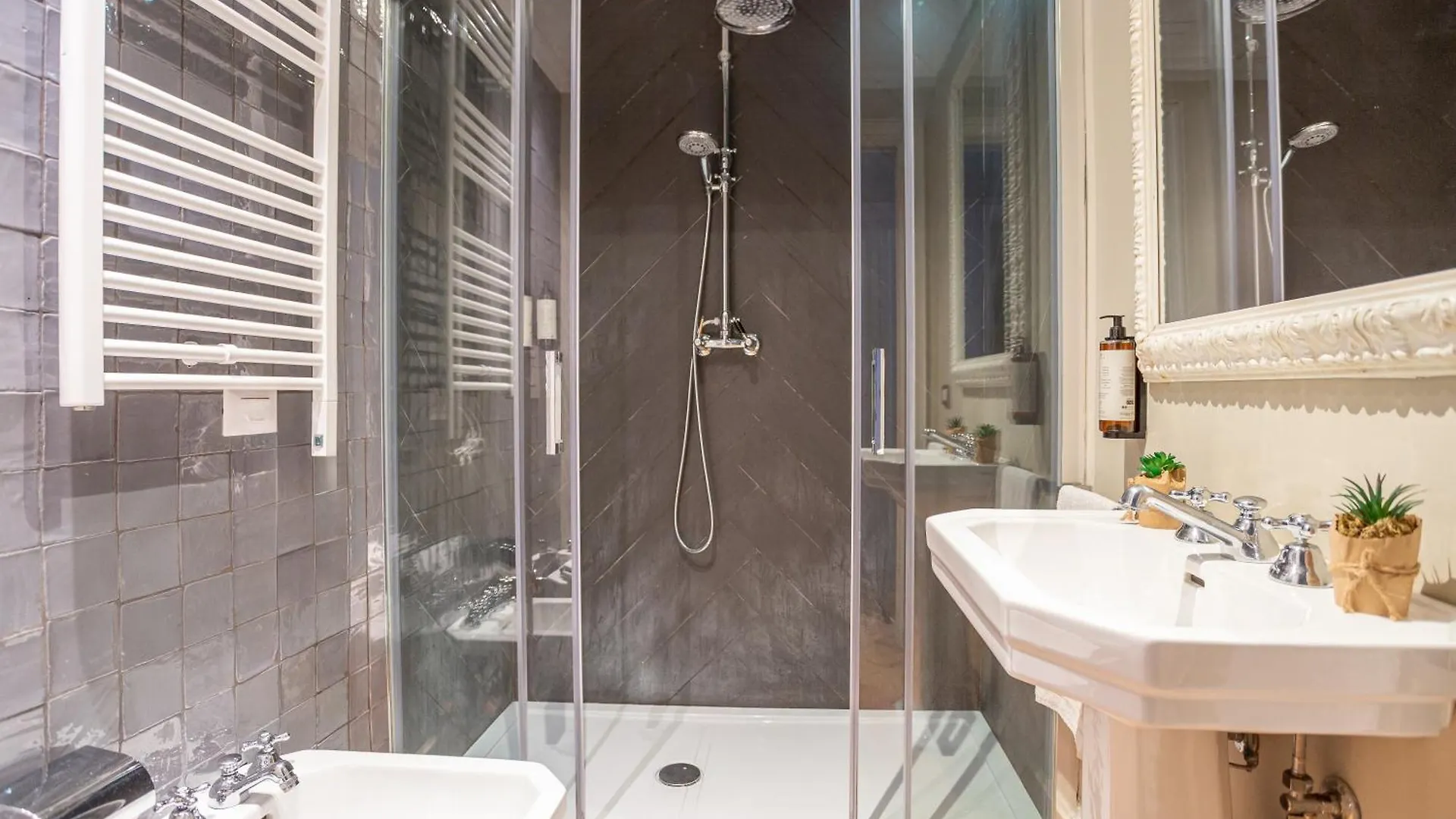 Hotel Parrasio Rome