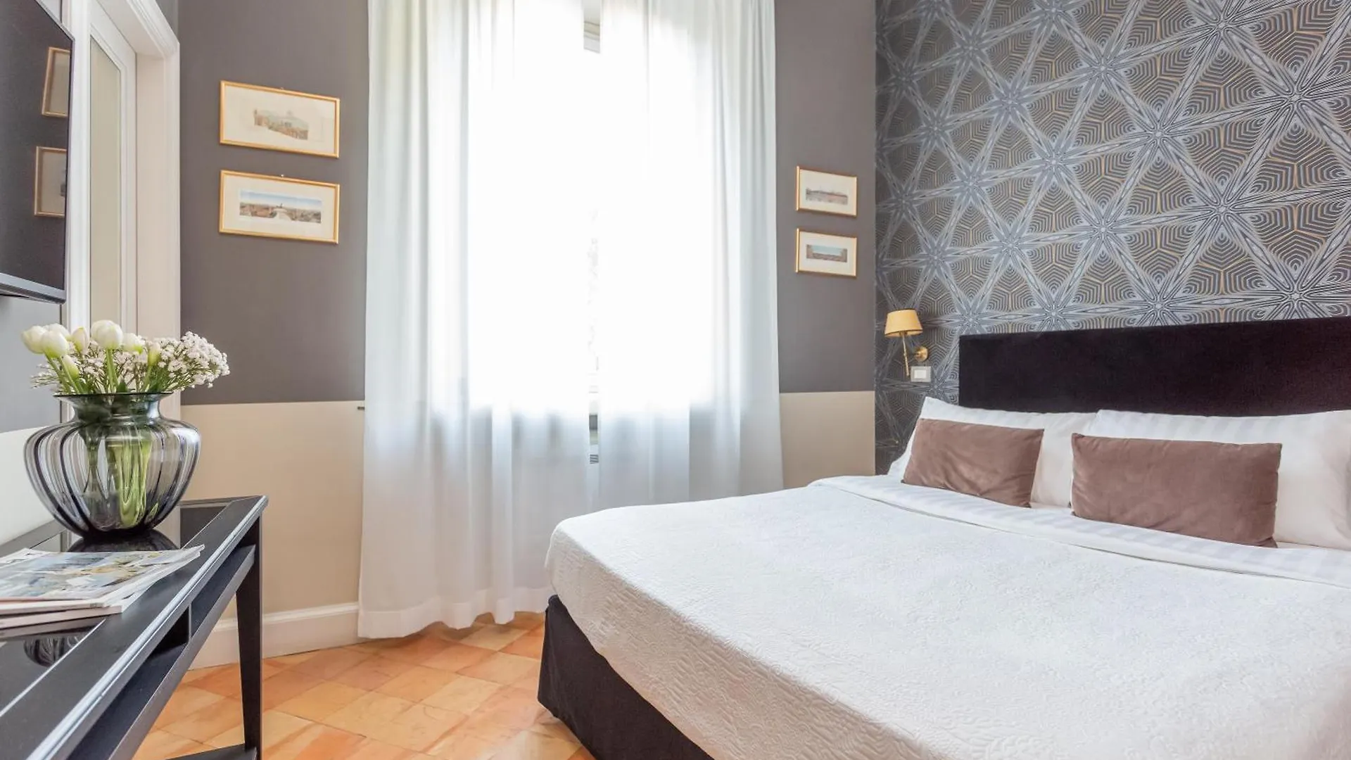 Hotel Parrasio Rome Italy
